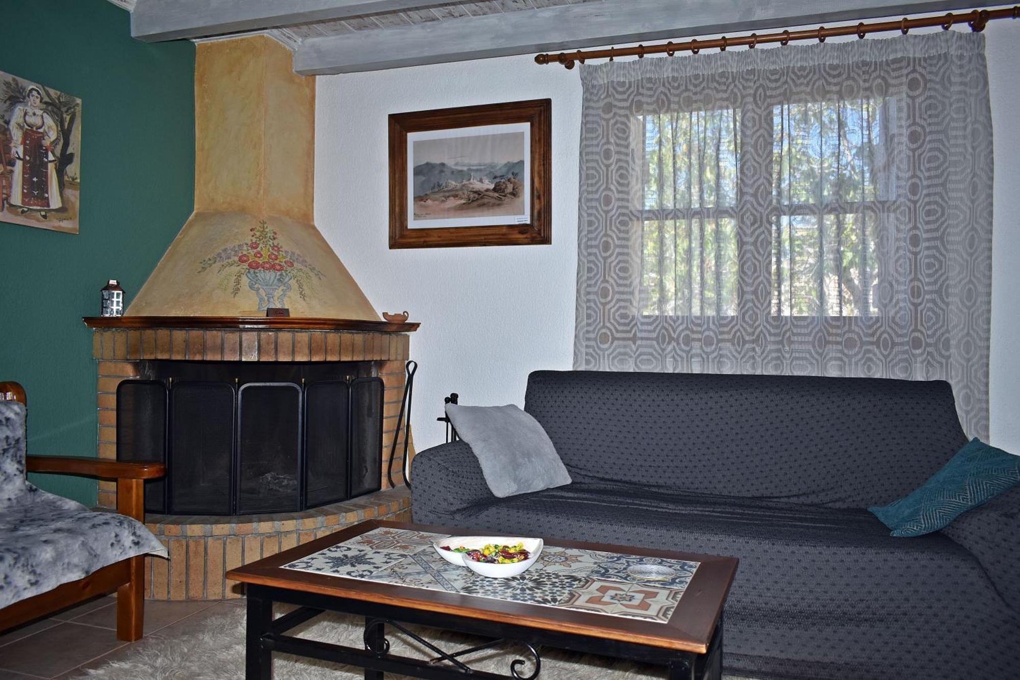 Pleistos Valley 1 Apartment *